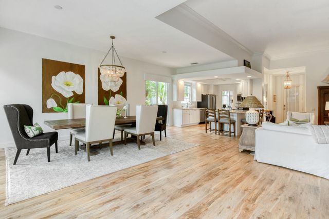 8297 SE Angelina Court, Hobe Sound, FL 33455