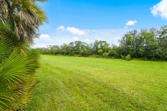 8297 SE Angelina Court, Hobe Sound, FL 33455