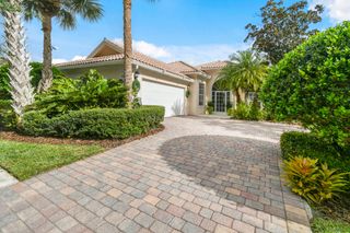 8297 SE Angelina Court, Hobe Sound, FL 33455