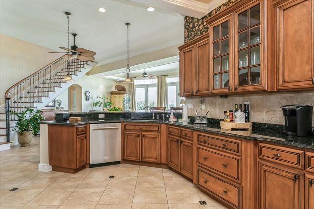 3 PARADISE LANE, Treasure Island, FL 33706