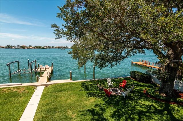 3 PARADISE LANE, Treasure Island, FL 33706