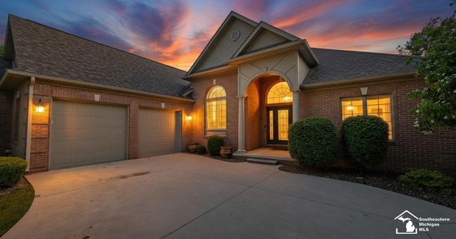 1009 Regents Park Drive, Monroe Twp, MI 48161