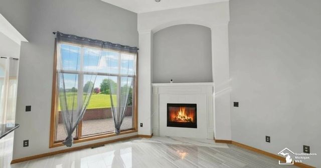 1009 Regents Park Drive, Monroe Twp, MI 48161