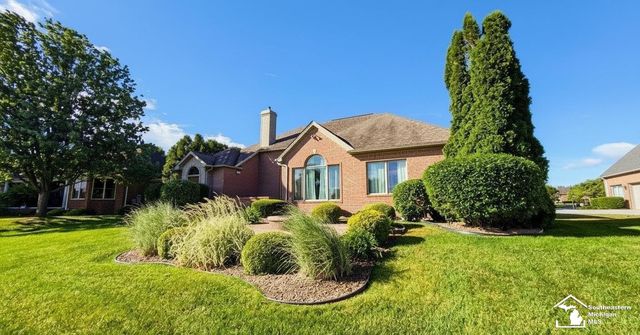 1009 Regents Park Drive, Monroe Twp, MI 48161