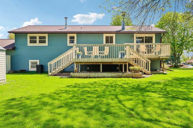 4431 Meadow Wood Circle, Deforest, WI 53532