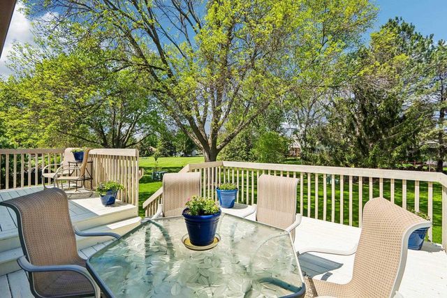 4431 Meadow Wood Circle, Deforest, WI 53532