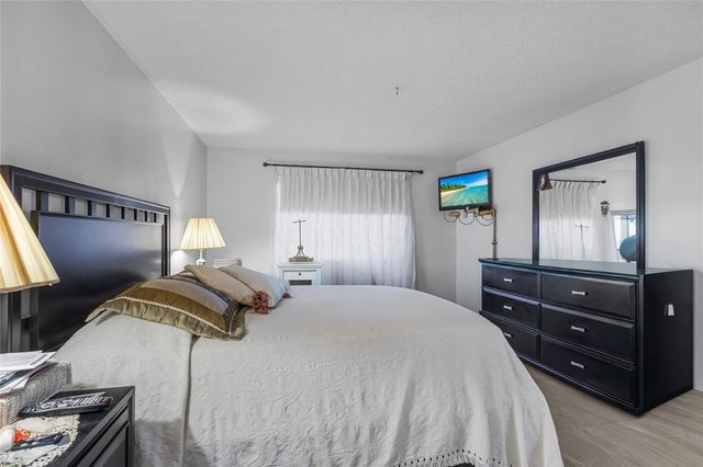 8220 SW 24th Street 4115, North Lauderdale, FL 33068