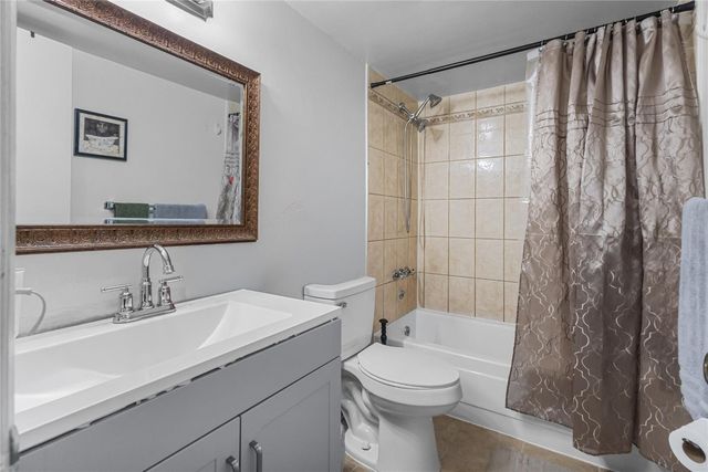 8220 SW 24th Street 4115, North Lauderdale, FL 33068