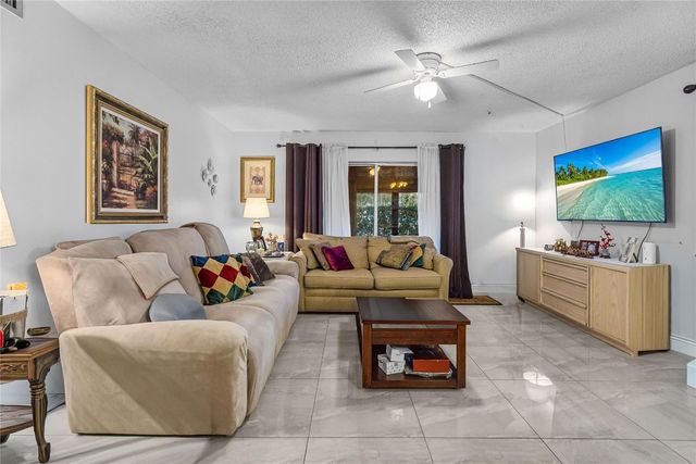 8220 SW 24th Street 4115, North Lauderdale, FL 33068