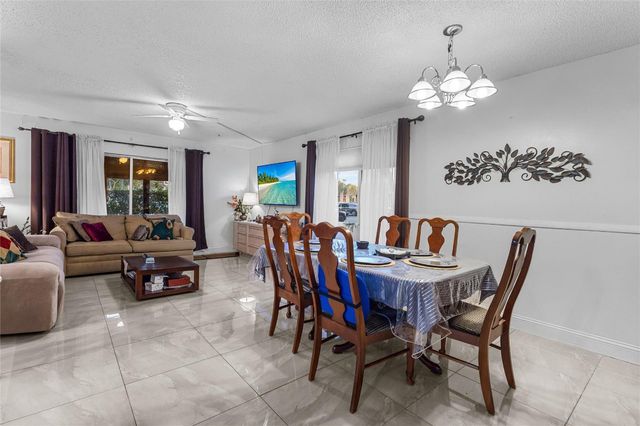 8220 SW 24th Street 4115, North Lauderdale, FL 33068