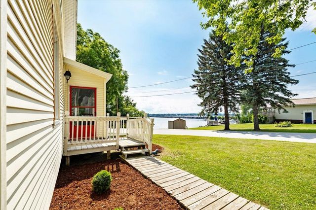 321 East Alburgh Road, Alburgh, VT 05440
