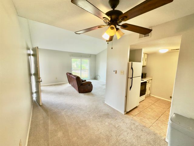 635 Patterson St Apt 4, Memphis, TN 38111