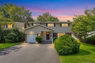 5 Cathy Lane, Great Neck, NY 11024