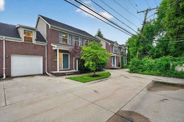 3813 Rochester Road, Royal Oak, MI 48073