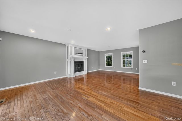 3813 Rochester Road, Royal Oak, MI 48073