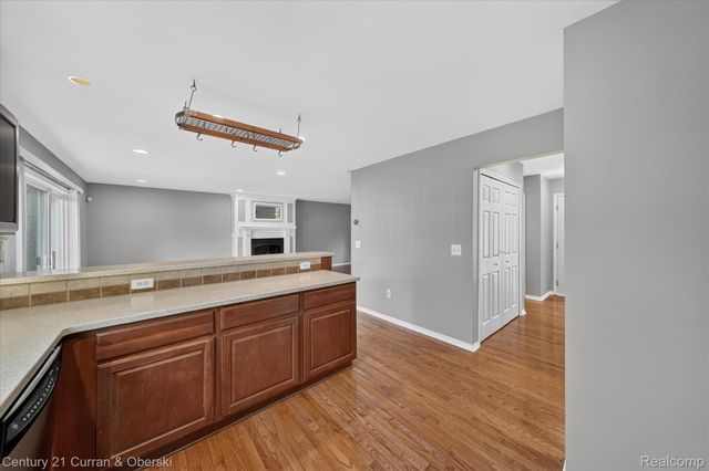 3813 Rochester Road, Royal Oak, MI 48073