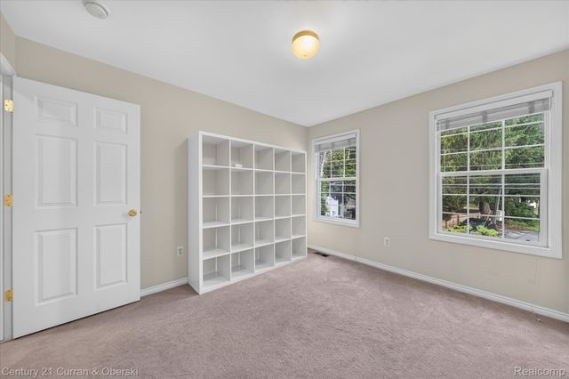3813 Rochester Road, Royal Oak, MI 48073