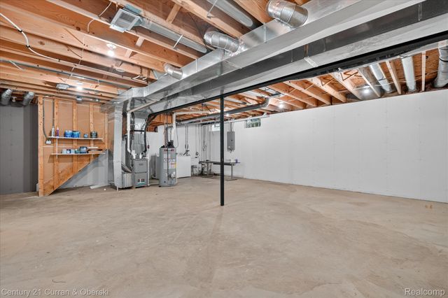 3813 Rochester Road, Royal Oak, MI 48073