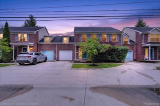 3813 Rochester Road, Royal Oak, MI 48073