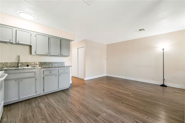 4300 North Lamont Street 200, Las Vegas, NV 89115