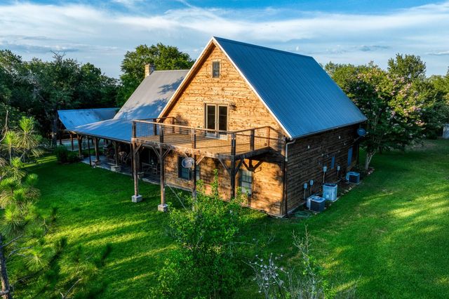 353 Spanish Canyon Trail, West Point, TX 78963