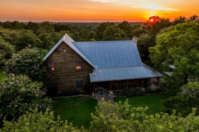 353 Spanish Canyon Trail, West Point, TX 78963