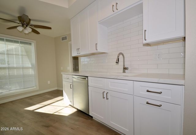 10334 W HIGHWOOD Lane, Sun City, AZ 85373