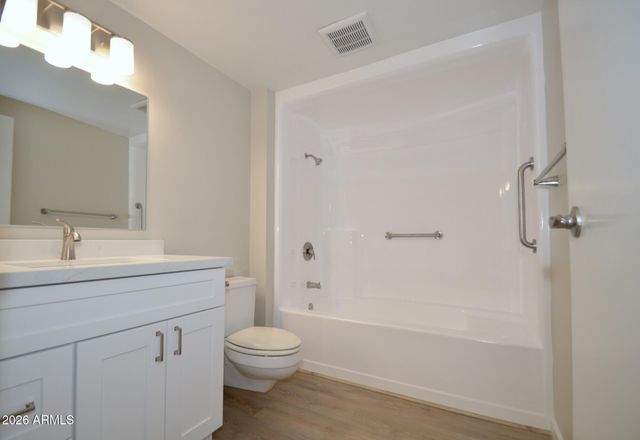 10334 W HIGHWOOD Lane, Sun City, AZ 85373