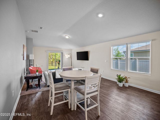 6512 BUCKING BRONCO Drive, Jacksonville, FL 32234