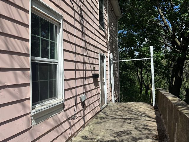 527 Lenora Street, Lincoln Larimer, PA 15206