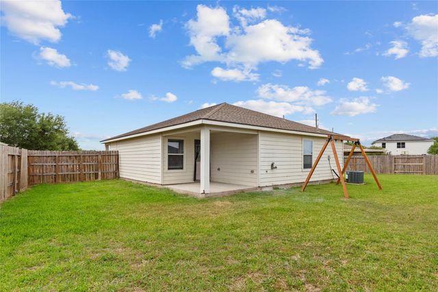 4303 Sunflower Creek Lane, Richmond, TX 77469