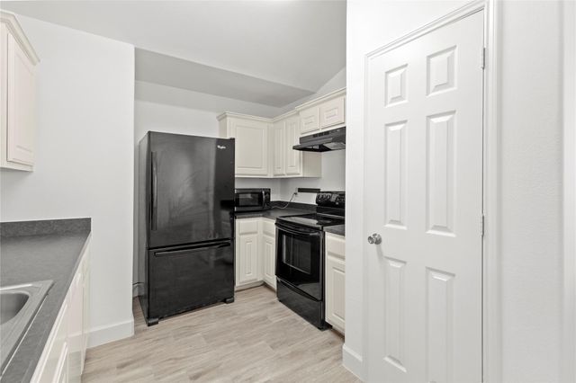 4303 Sunflower Creek Lane, Richmond, TX 77469