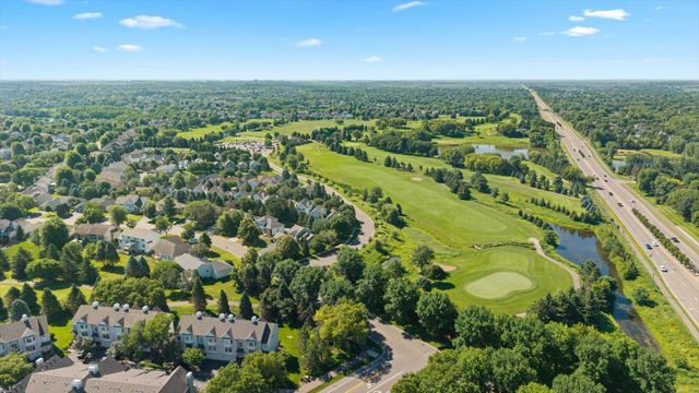 10154 Country Club Curve, Woodbury, MN 55129