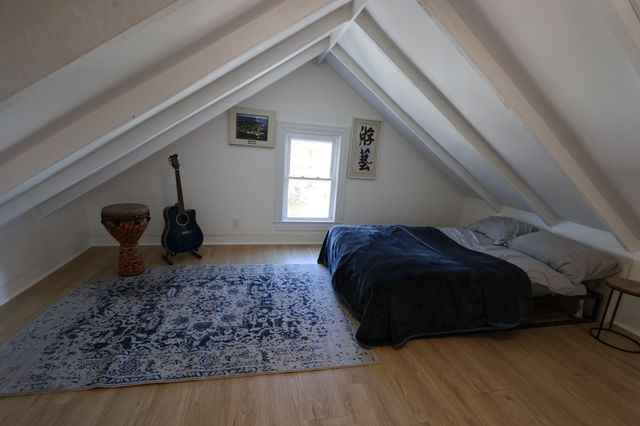 8 Curve St, Newton, MA 02465