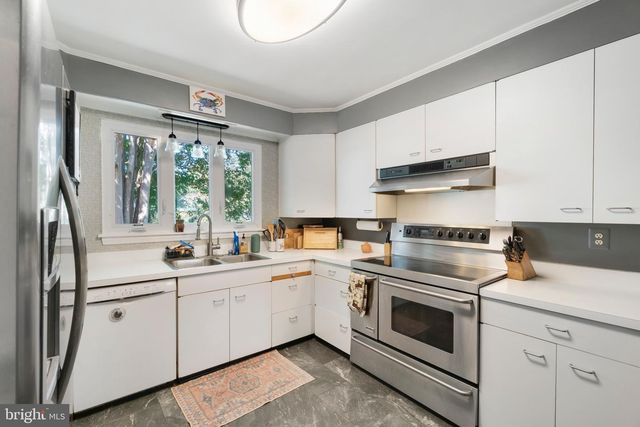 3902 VIEW TOP RD, Ellicott City, MD 21042