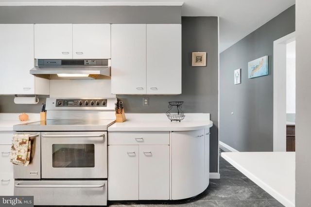 3902 VIEW TOP RD, Ellicott City, MD 21042