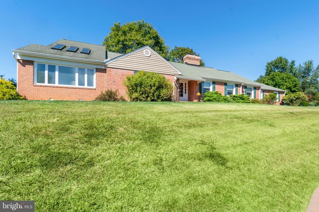 3902 VIEW TOP RD, Ellicott City, MD 21042