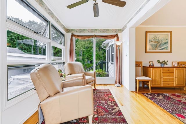 32 East Street, Southampton, MA 01073