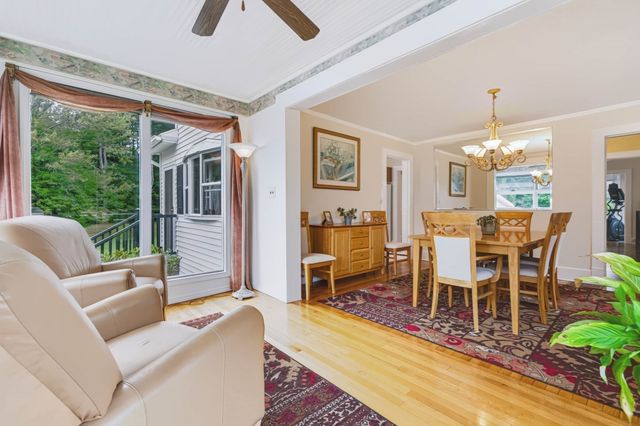 32 East Street, Southampton, MA 01073