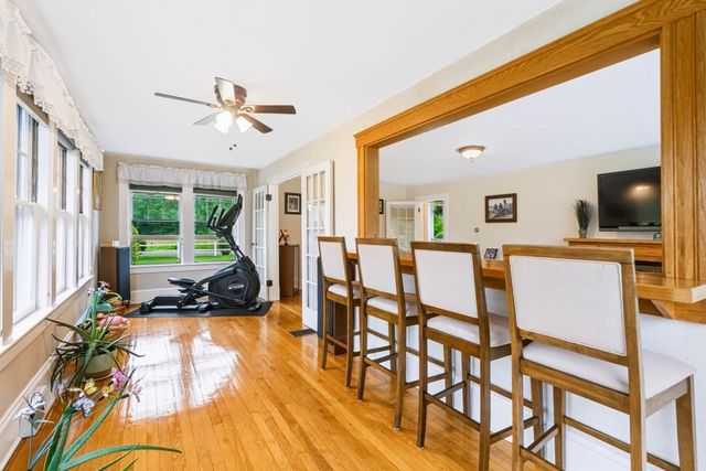 32 East Street, Southampton, MA 01073