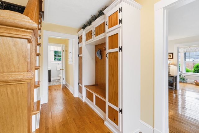 32 East Street, Southampton, MA 01073