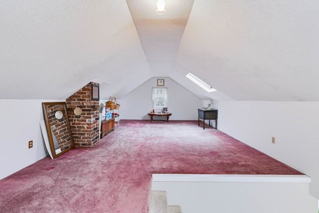 32 East Street, Southampton, MA 01073