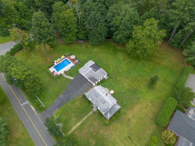 32 East Street, Southampton, MA 01073