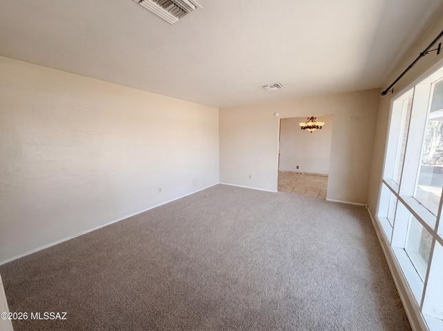 6611 E Julia Street, Tucson, AZ 85710