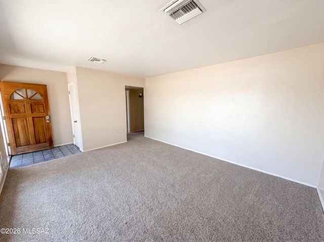 6611 E Julia Street, Tucson, AZ 85710
