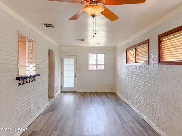 6611 E Julia Street, Tucson, AZ 85710