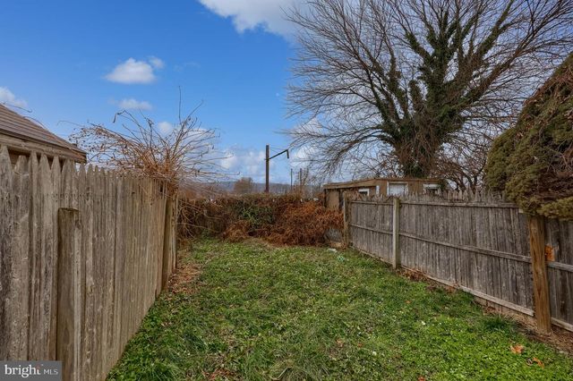 238 S 2ND ST, Columbia, PA 17512