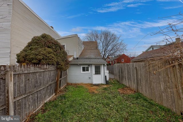 238 S 2ND ST, Columbia, PA 17512