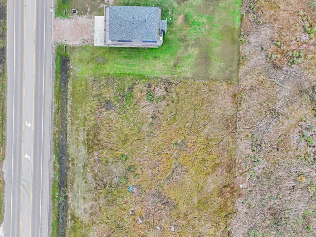 2409 Highway 87, Gilchrist, TX 77617