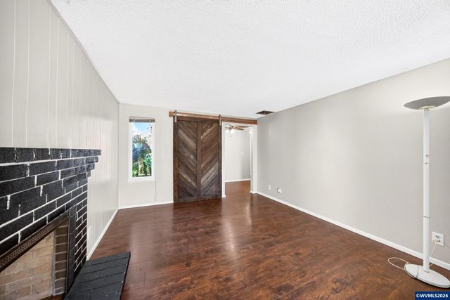 1380 Westwood Dr, Stayton, OR 97383